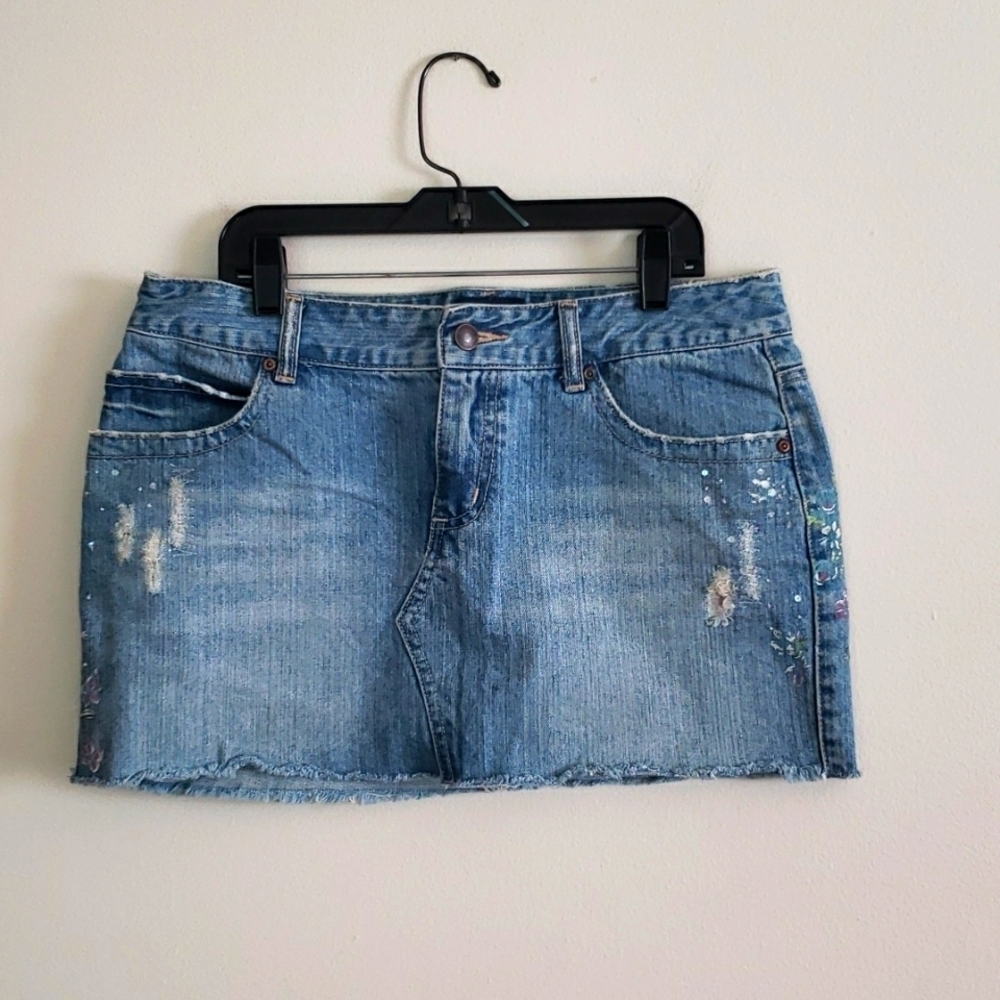 Y2K Aeropostale micro mini jean skirt, painted floral, rhinestone, distr…